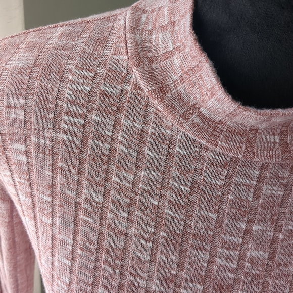 **3/$10** ADC Turtleneck Long Sleeve Top Size Large - Picture 2 of 4